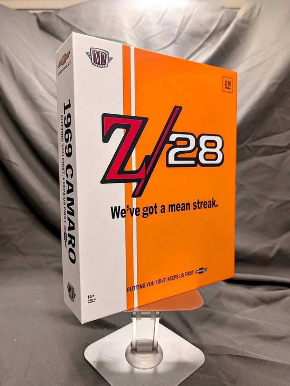 M2 Machines 1969 Chevrolet Camaro Z/28 RS Shadow Box Manual Book Edition